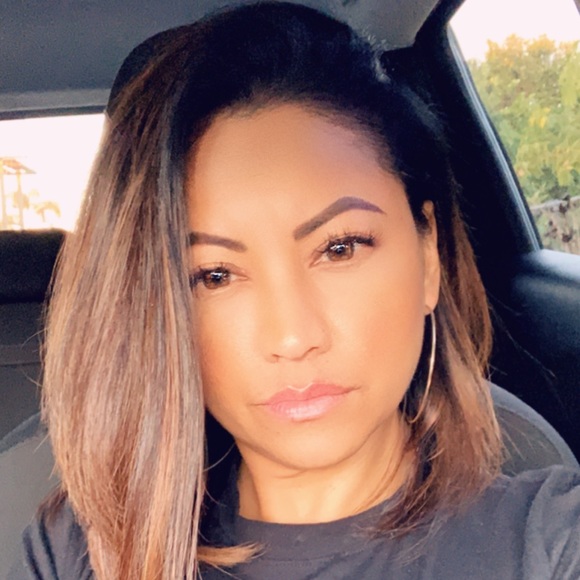 Meet your Posher, Trina - Picture 2 of 2